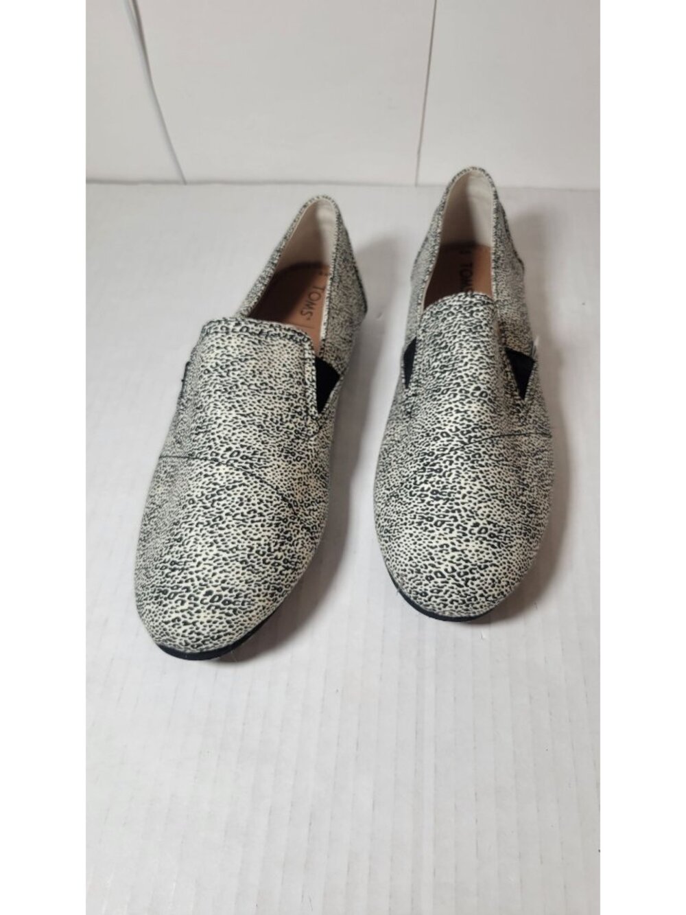 Toms Womens Black & White Leopard Print Slip-On Shoes Size 9 Casual Flats